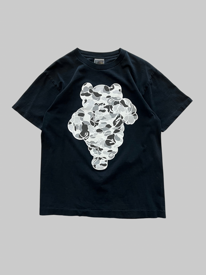 Black ‘05 Bape x Kaws T-shirt (L)